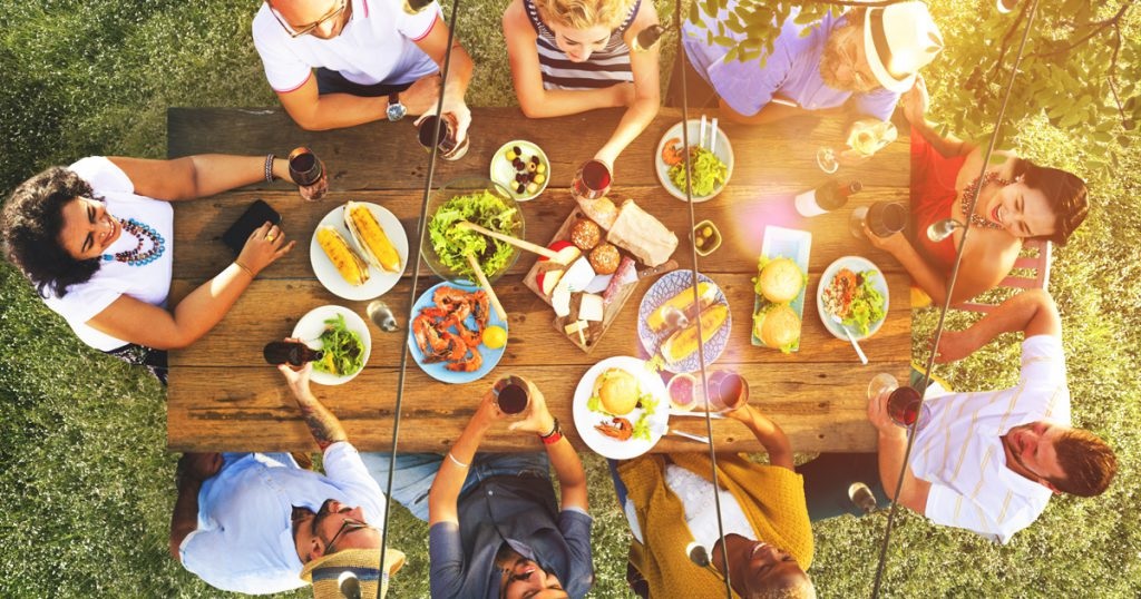 How to Plan the Perfect Group Getaway or Family Reunion at Paradise Village